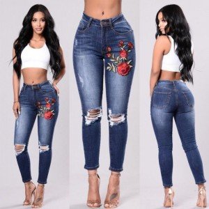 Модные джинсы 2018: новинки, тренды, фото